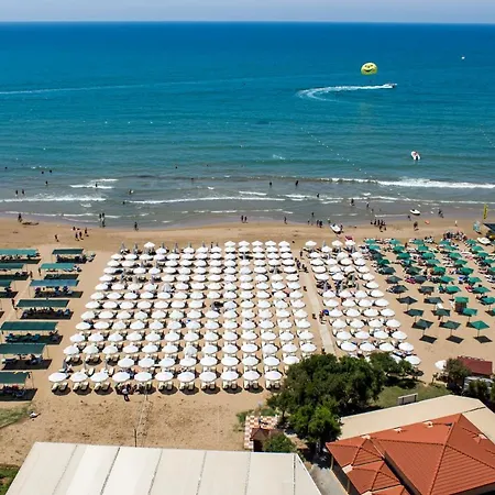 Alba Queen Resort