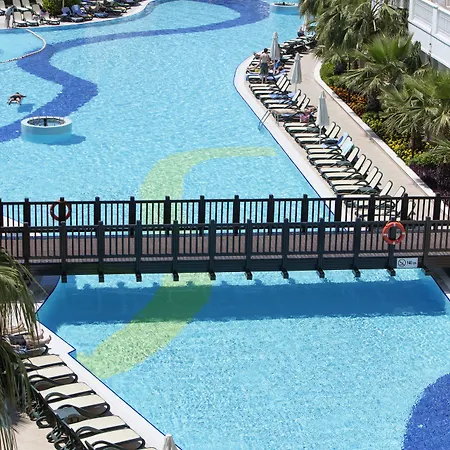 Alba Queen Semesteranläggning (resort) Side