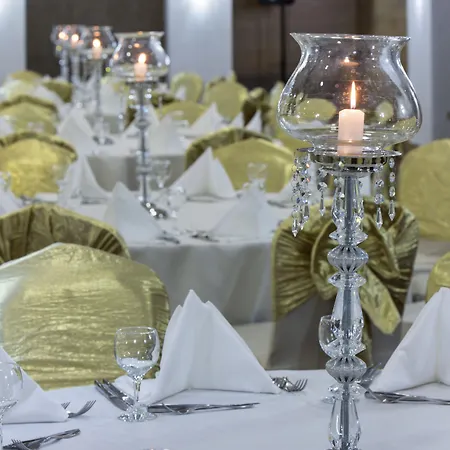 Alba Queen Semesteranläggning (resort) Side