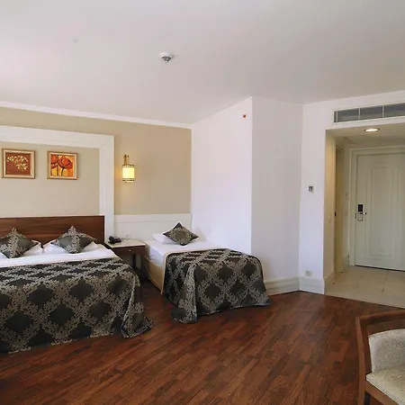 Resort Alba Queen