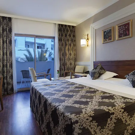 Alba Queen Ośrodek wypoczynkowy 5*