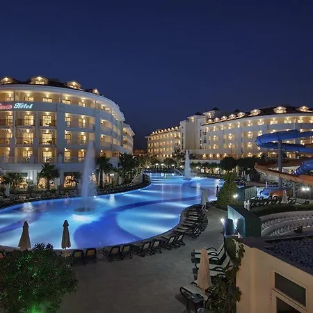 Semesteranläggning (resort) Alba Queen