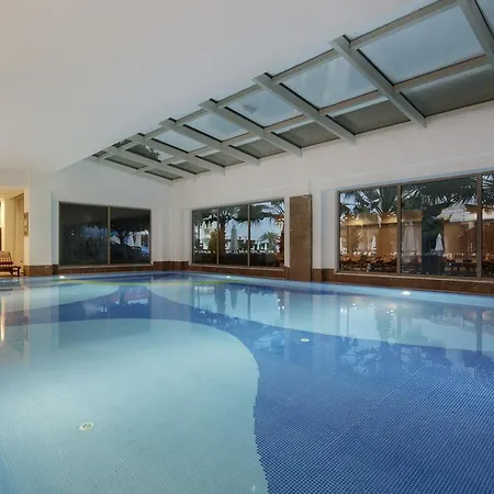 Alba Queen Semesteranläggning (resort)
