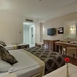 Курортный комплекс Alba Queen