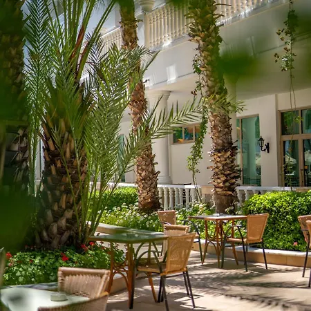 Resort Alba Queen - Ultra 5*