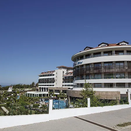 Resort Alba Queen - Ultra